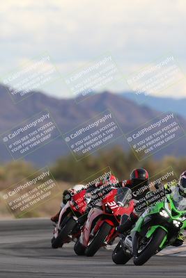 media/Nov-16-2025-Race Pace (Sun) [[8c5fa54630]]/Non Verified Riders (1st 20 Minutes)/5-Turn 15 (110pm)/